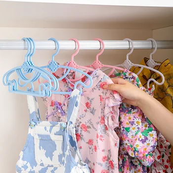 Otroška Oblačila Obešalnik Kitajski Vozel Multi-funkcionalne Baby Otrok Oblačila Novorojenčka Oblačila Podporo Malim Otroška Oblačila Obešalnik